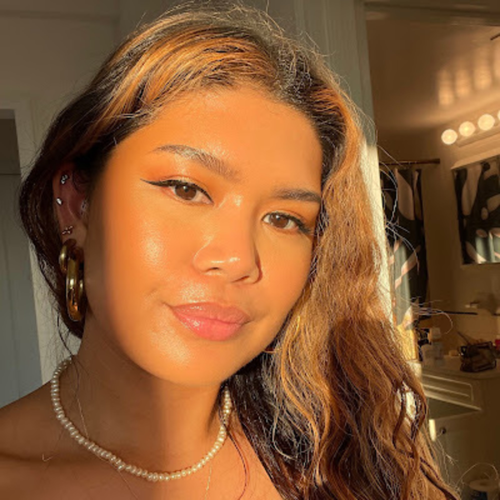 Meet your Posher, April
